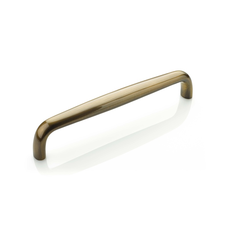 Schaub Appliance Pull, Antique Brass, 10 cc 739-AB