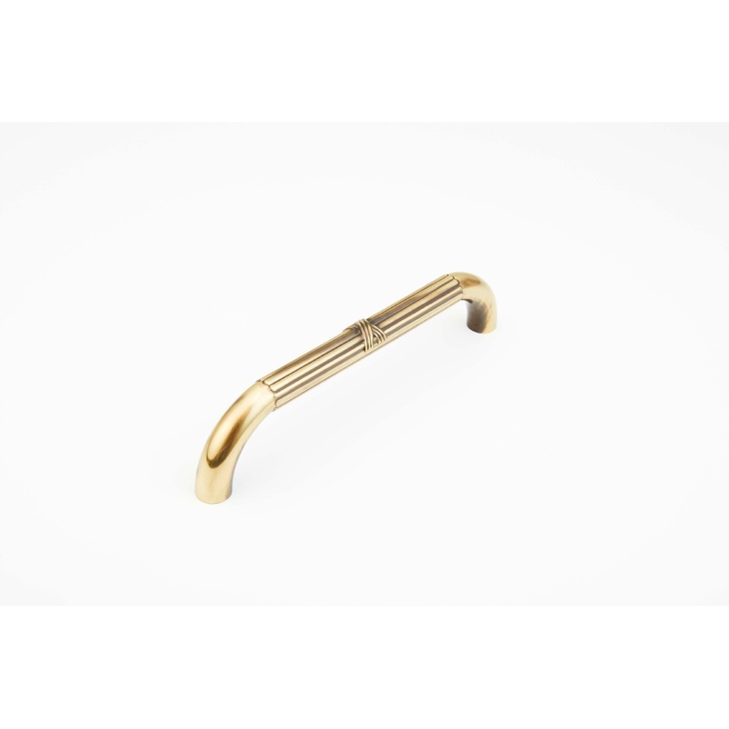 Schaub Appliance Pull, Antique Light Polish, 10 cc 764-ALP