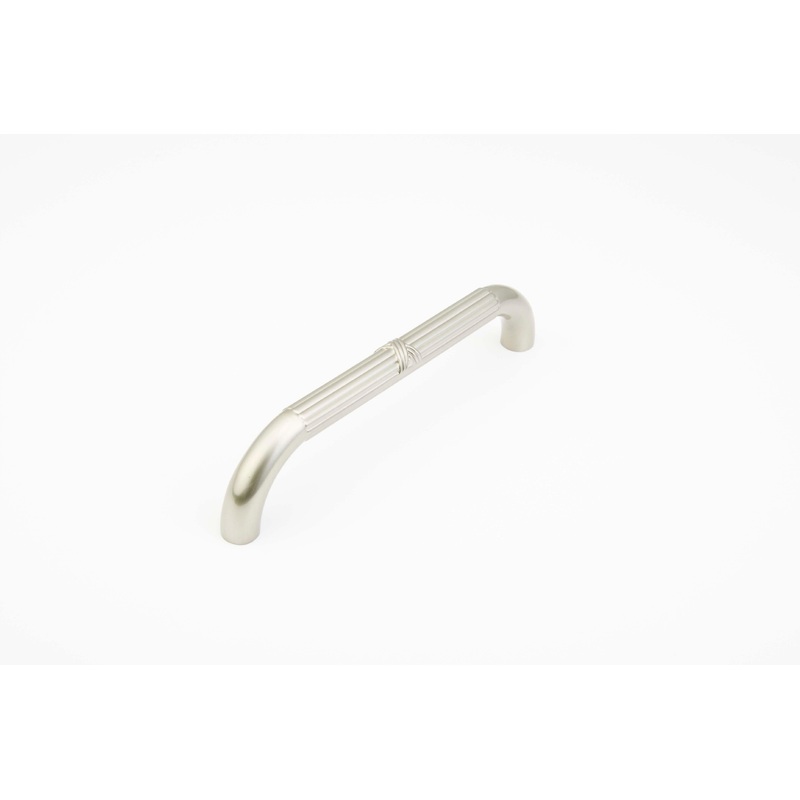Schaub Appliance Pull, Satin Nickel, 10 cc 764-15