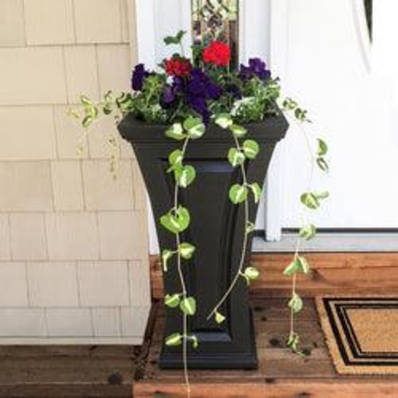 Cambridge 28 Tall Planter – Black