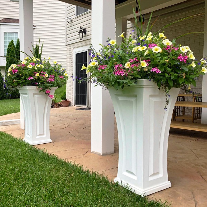 Cambridge 28 Tall Planter – White