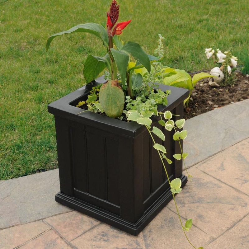Cape Cod 14 Square Planter  – Black