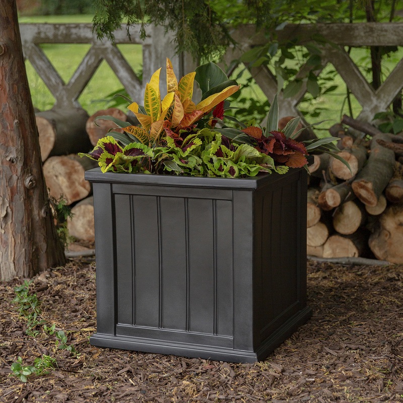 Cape Cod 20 Square Planter – Black