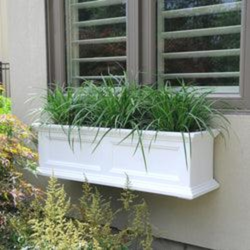Fairfield 3′ Window Box – White