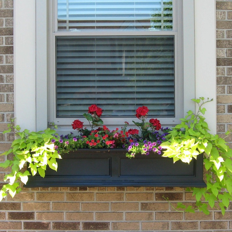 Fairfield 4′ Window Box – Black