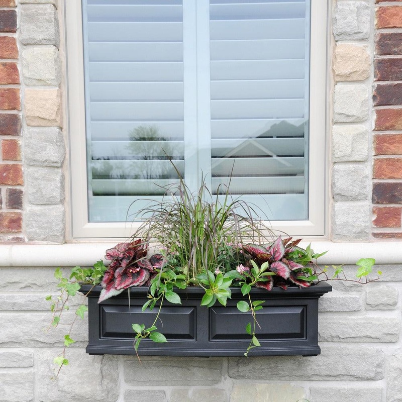 Nantucket 3′ Window Box – Black