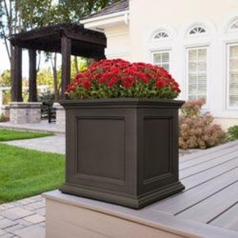 Fairfield 20 Square Planter  – Espresso